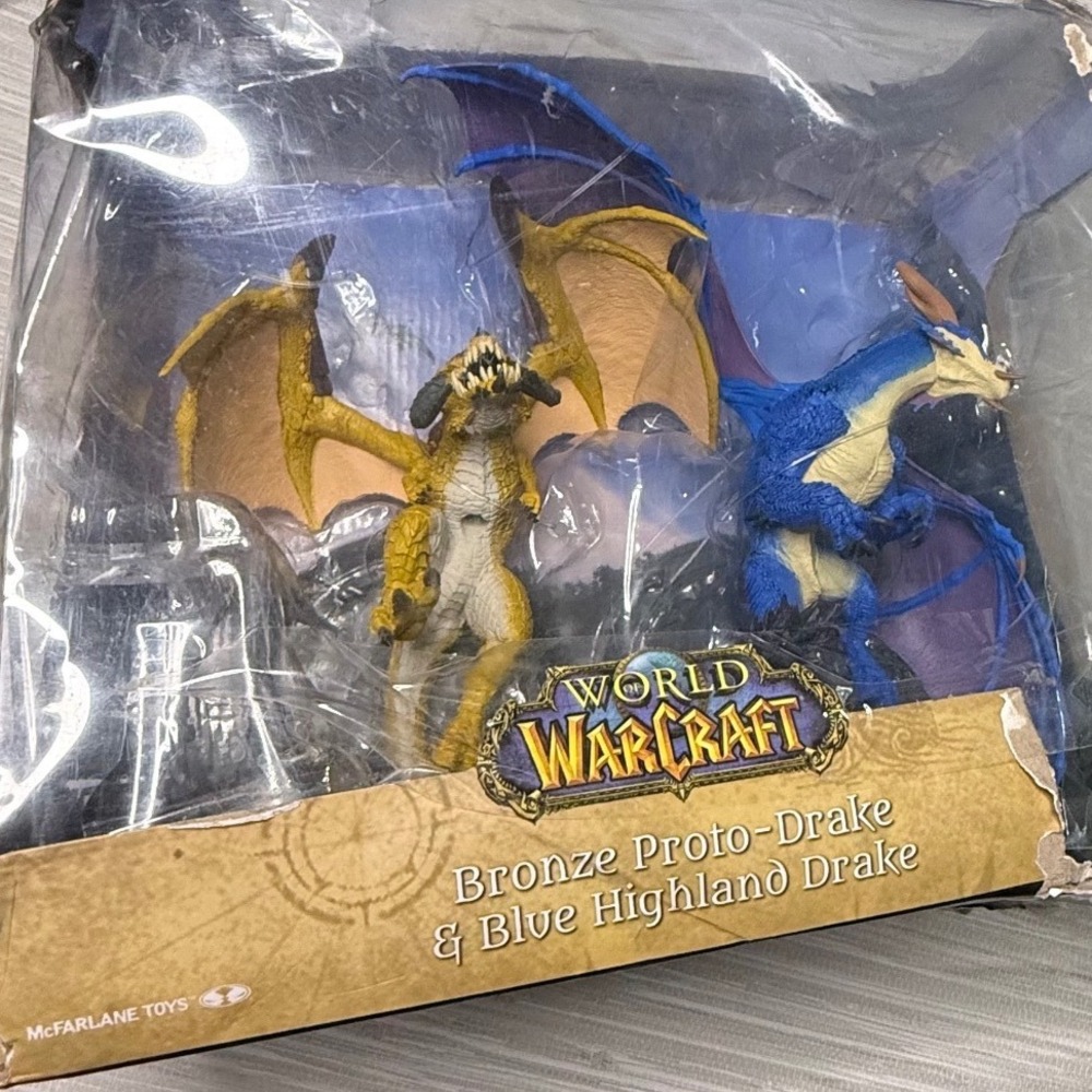 McFarlane World of Warcraft Dragon 2-Pack Bronze & Blue Drake - NEW Damaged‎ Box
